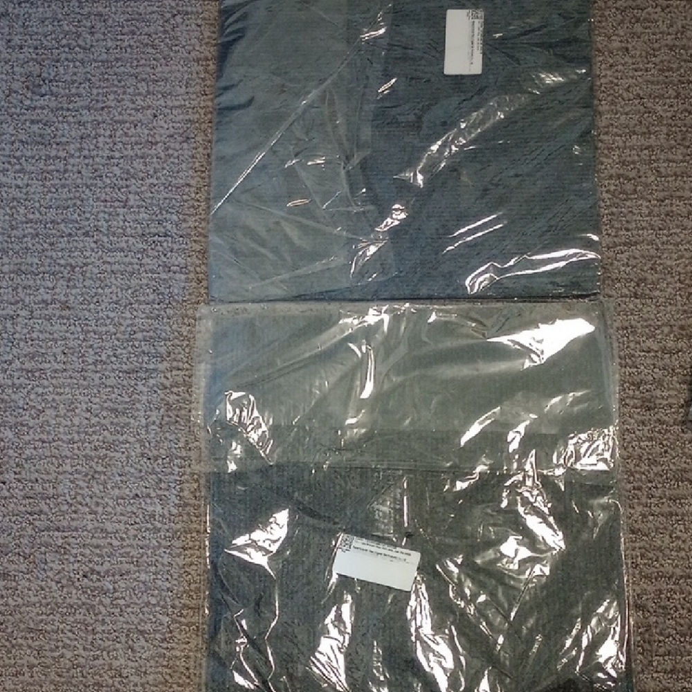 Gat Gray Textured Fabric Set